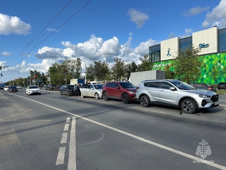 Сразу 4 автомобиля столкнулись в пятницу вечером в Иванове