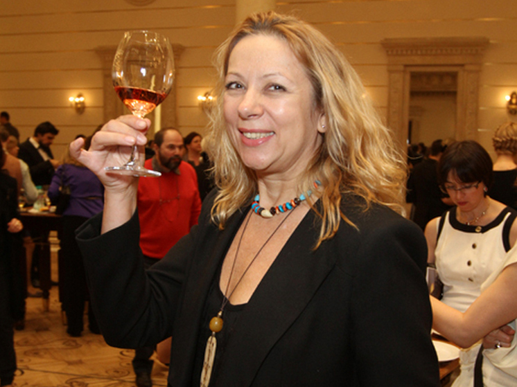 Финансиста Мовчана* и актрису Мысину* признали иноагентами