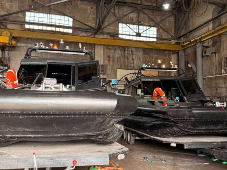 Обновлённые аэролодки получила Чукотка для переправы через Анадырский лиман