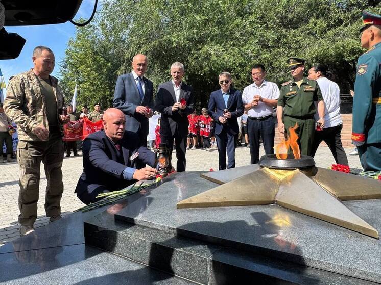 В Улан-Удэ зажгли "Пламя Победы" в честь 80-летия разгрома Квантунской армии