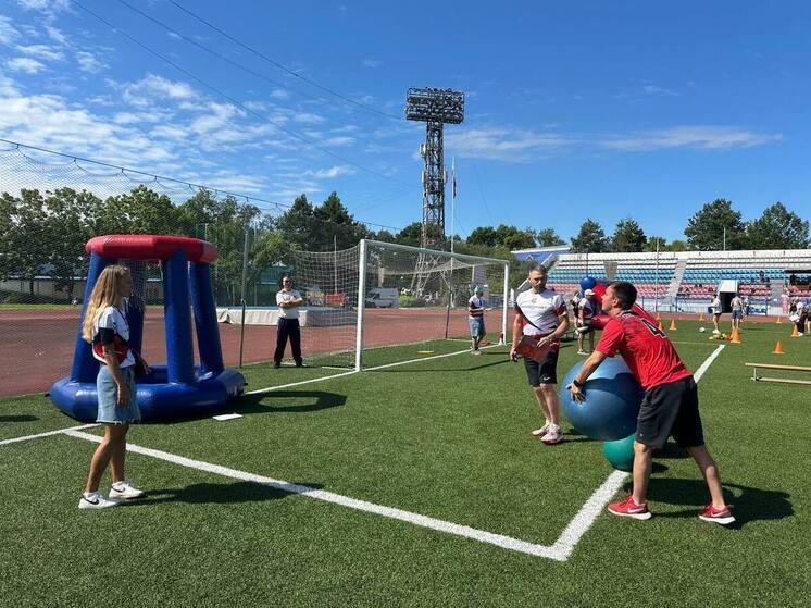 Порядка 100 хабаровчан сдали ГТО в День физкультурника