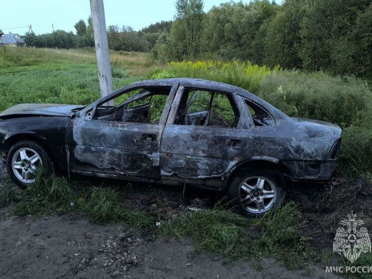 В Кинешме сгорел легковой автомобиль