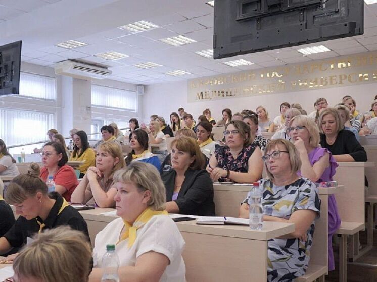 В Кирове обсудили новые подходы к комплексной поддержке семей