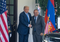 В ходе трёхсторонних переговоров между Арменией, Азербайджаном и США было достигнуто историческое соглашение о передаче Зангезурского транспортного коридора под управление американской стороны. Об этом сообщает Reuters. Президент США объявил, что стратегическая артерия получит официальное название Trump Road for Peace and Prosperity (TRIPP) - "Маршрут Трампа ради мира и процветания".