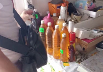 Жертвами суррогатной чачи «как у бабушки», купленной на адлерском рынке под видом домашней, стали 10 человек, еще двое в плохом состоянии