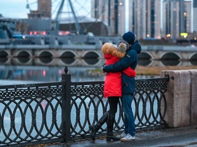 Большинство челябинцев считают, что на первом свидании платит мужчина
