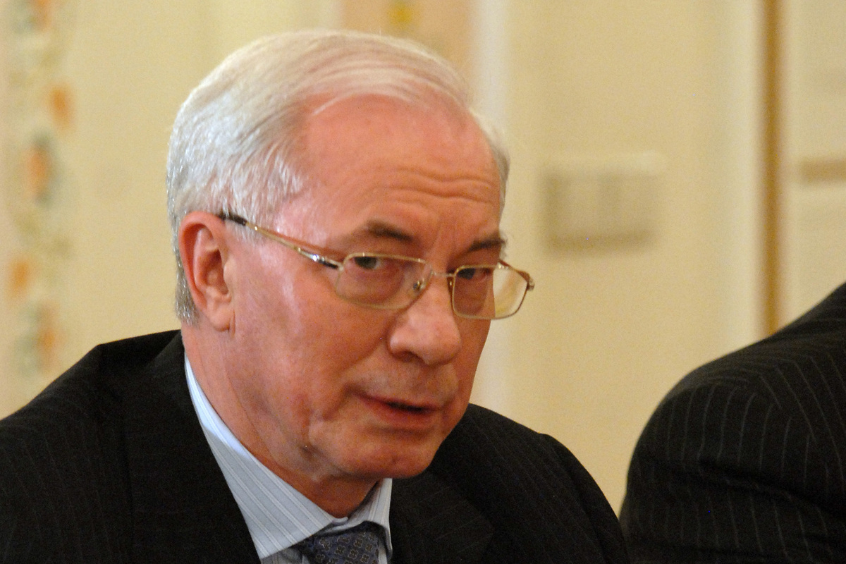 Бывший премьер-министр Украины Азаров заявил, что ВСУ не за что воевать с Россией