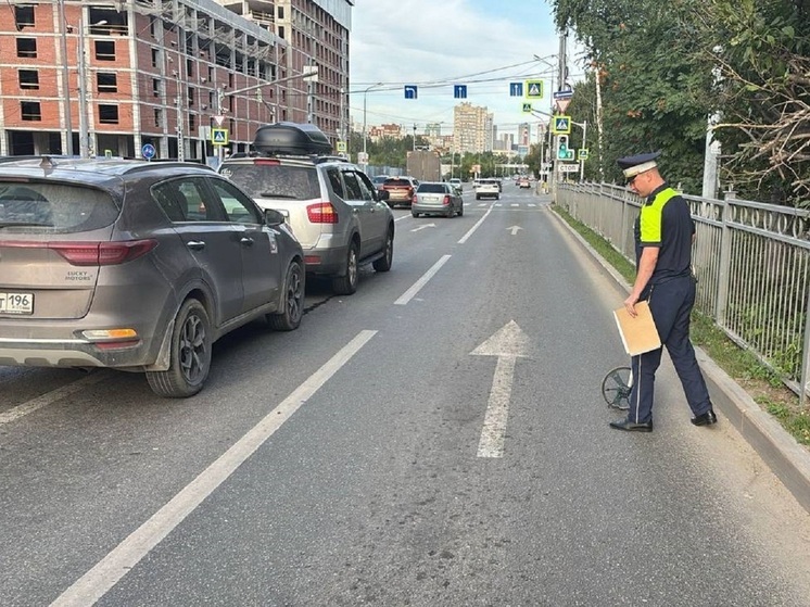 В столкновении двух «Киа» в Екатеринбурге пострадала девочка