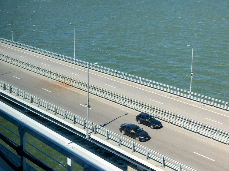 The queue at the Crimean Bridge from the Kuban side exceeded 1.1 thousand cars