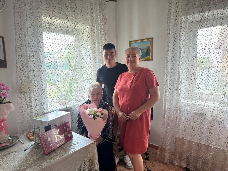 Жительница Улан-Удэ отметила 90-летний юбилей