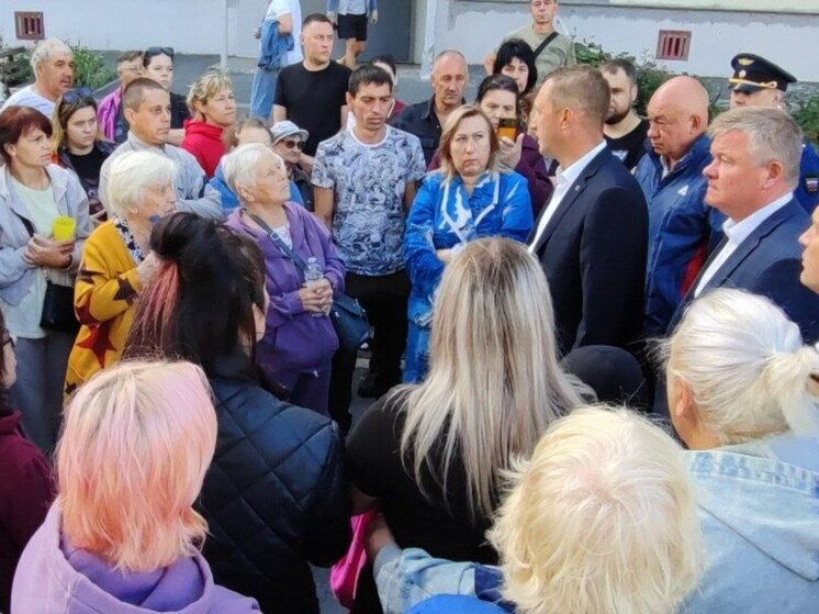 Пункт временного размещения после атаки БПЛА в Саратове откроют в школе №16