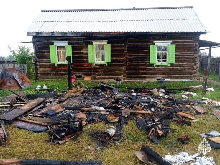 В Бурятии на пожаре пострадал несовершеннолетний