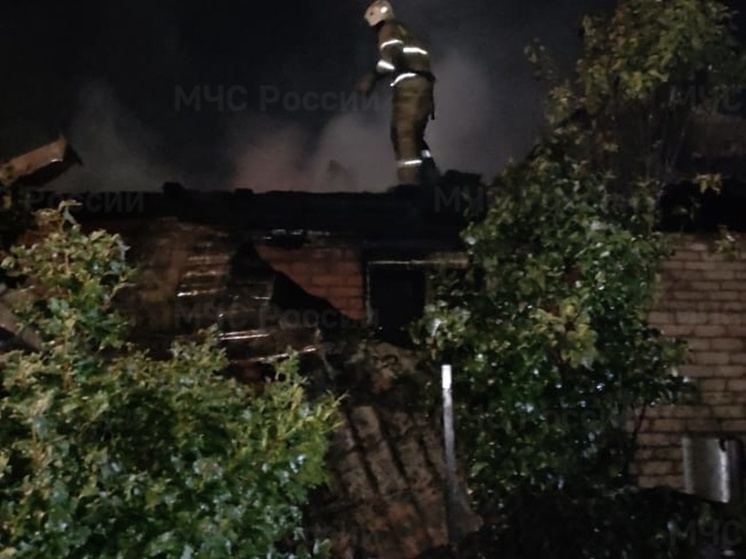 В Козельске сгорел жилой дом