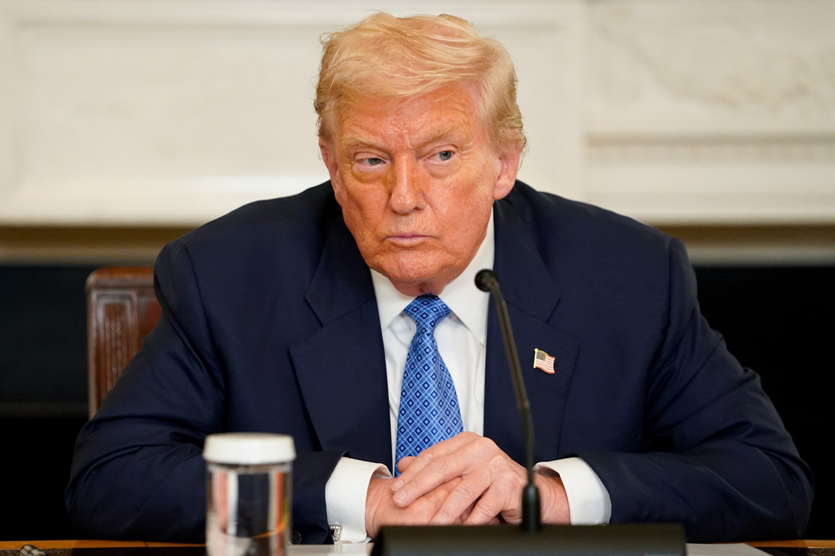 Профессор Юрий Жданов оценил поведение Трампа в духе абсолютного монарха