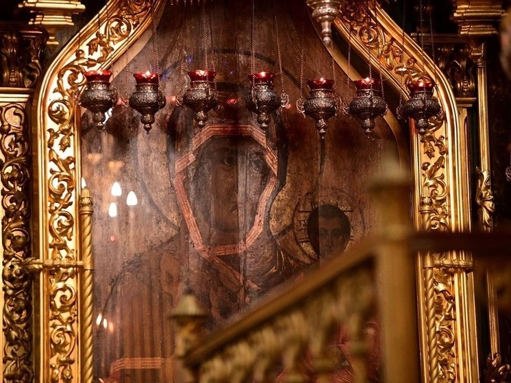 Василий Анохин поздравил смолян с праздником Смоленской иконы Божией Матери "Одигитрия"