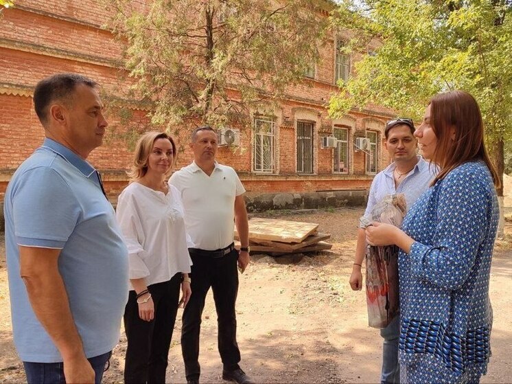 В Новотроицком МО прозвучали поздравления к Дню строителя