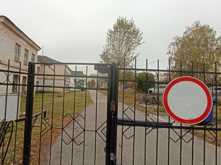 Родителям разъяснили порядок перевода детей из старого корпуса СОШ № 1