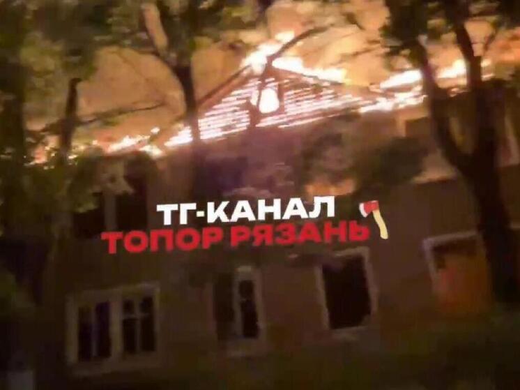 Нежилой дом сгорел в Кораблине под Рязанью