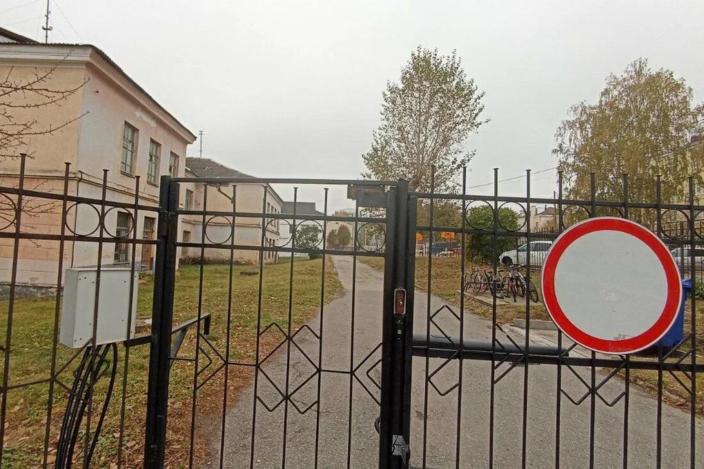 Родителям разъяснили порядок перевода детей из старого корпуса СОШ № 1