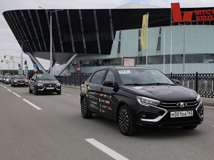 Автопробег БРИКС по скоростным дорогам стартовал из Екатеринбурга