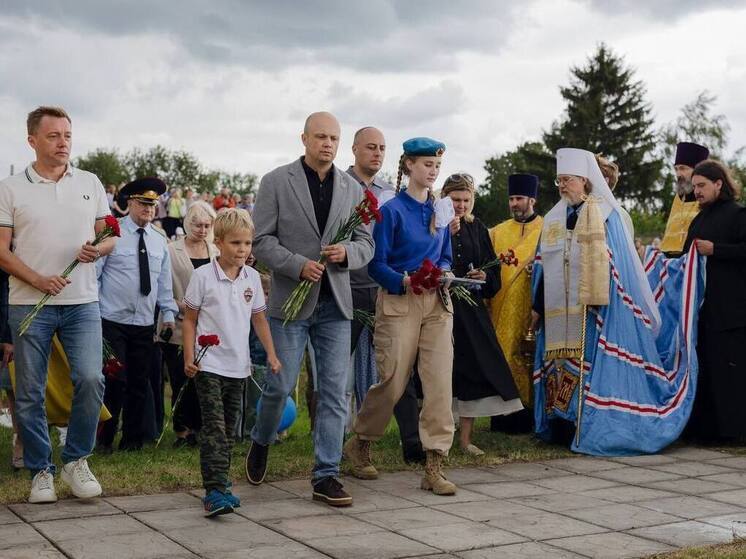 Денис Боков с сыном посетил военно-исторический фестиваль «Битва на Воже»