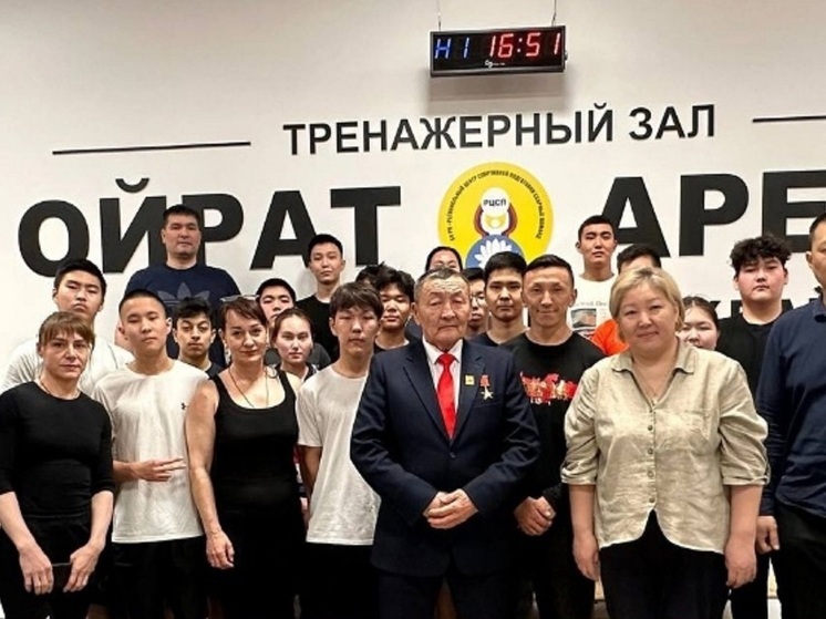 В Калмыкии отмечают День гиревого спорта