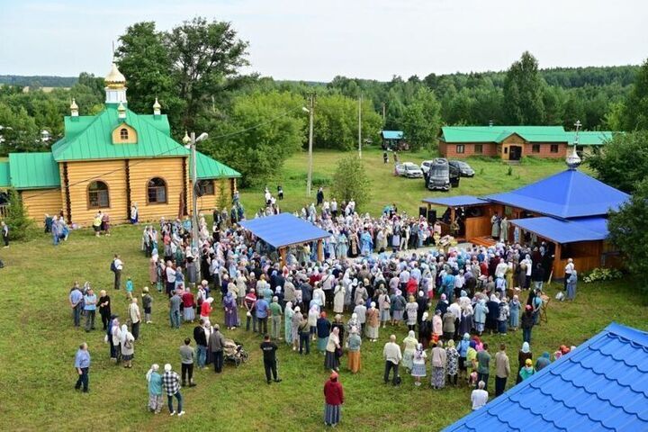 Андрей Назаров посетил Бугабашевский Богородице-Одигитриевский женский монастырь