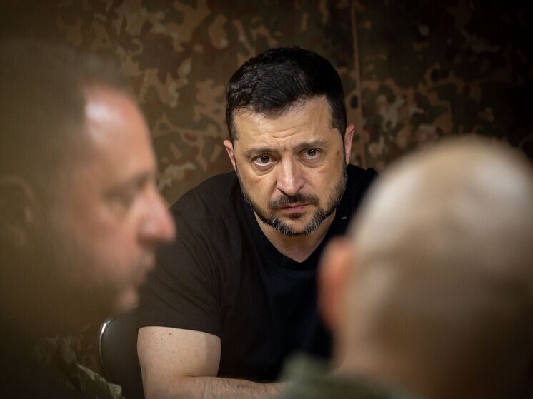 Подполковник Дэвис: Зеленскому и его союзникам придется признать реалии на поле боя