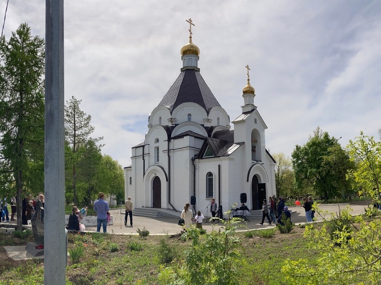 В Саратов привезли ковчеги с мощами Пантелеимона и Матроны