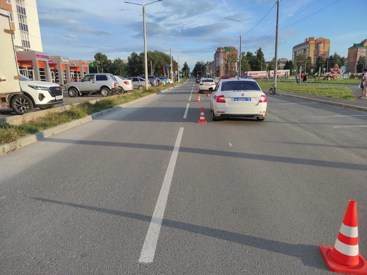 В Медведево шестилетний мальчик попал под машину