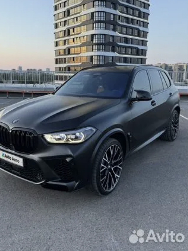 В Красноярске продают мощный BMW X5 M 2020 года