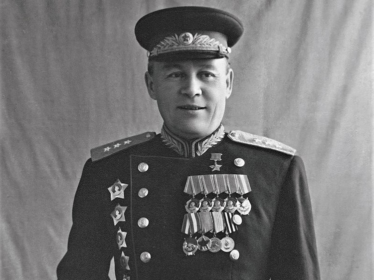 В Липецке может появиться памятник легендарному маршалу авиации