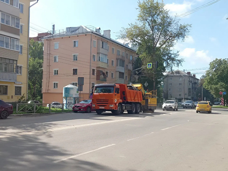 В Туле 11 августа для уборки улиц привлекли 80 единиц техники