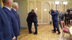 Президент Беларуси обнял губернатора Челябинской области. Видео