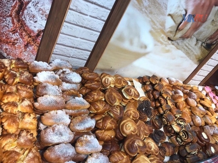 Калужане стали больше тратить на питание и услуги