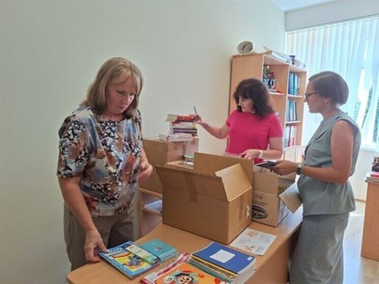 Лицей при УлГТУ помогает детям в ЛНР подготовиться к учебному году