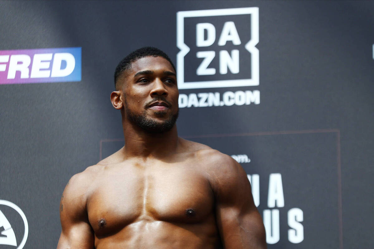 Турки Аль Аш-Шейх сообщил о подготовке поединка между британцами