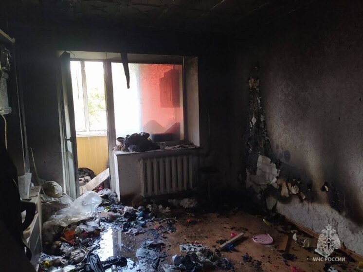 В Калининграде из-за загоревшегося дивана пришлось эвакуировать 5 человек