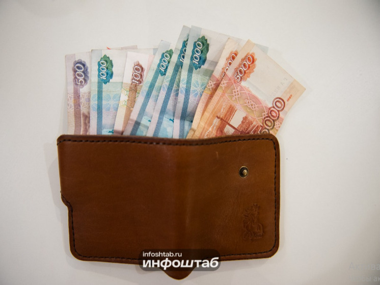 Астраханец не удержался от соблазна и похитил кошелёк у кассы