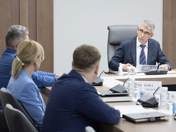 Дмитрий Миляев поручил выделить помещение метателям ножа