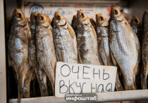 Врач‑онколог Евгений Черемушкин предупреждает, что регулярное употребление сильно солёной рыбы и другой солёной пищи может способствовать развитию серьёзных заболеваний, в том числе рака желудка