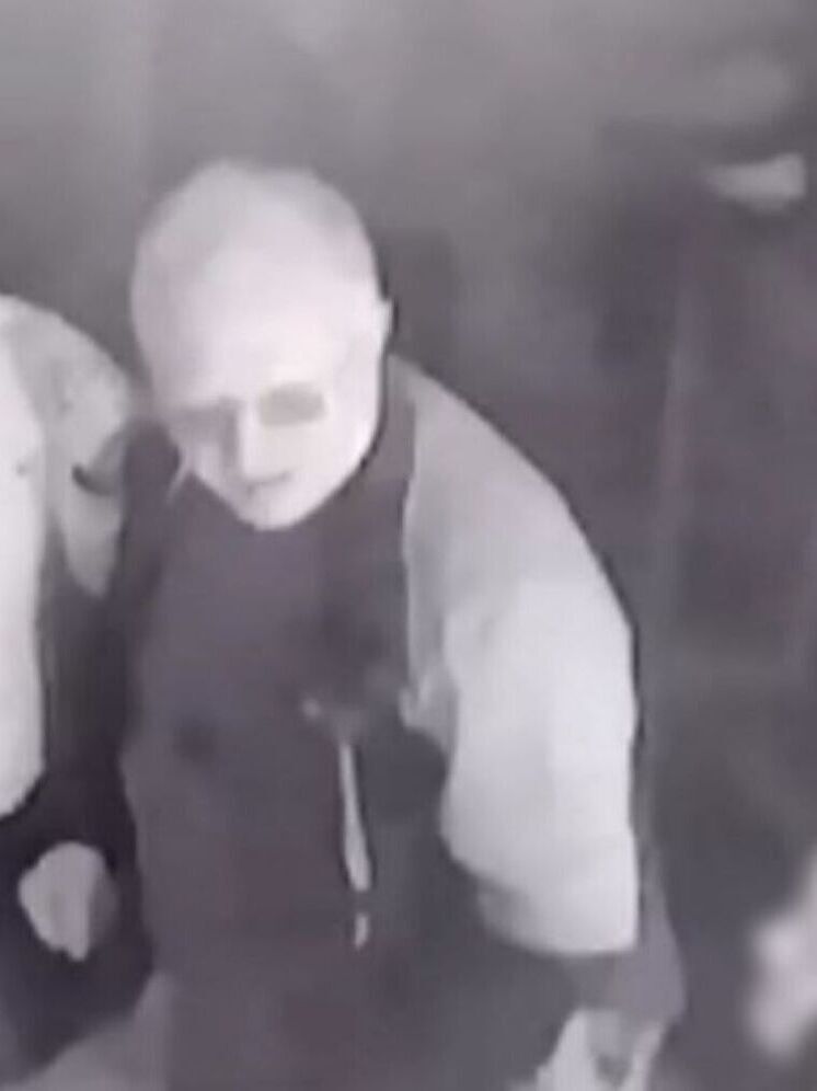 Идет поиск напавшего на мужчину с ножом в Костромской области