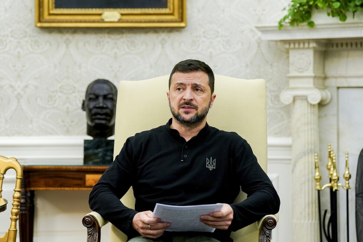 Британский аналитик обвинил Зеленского в желании сорвать переговоры Трампа и Путина