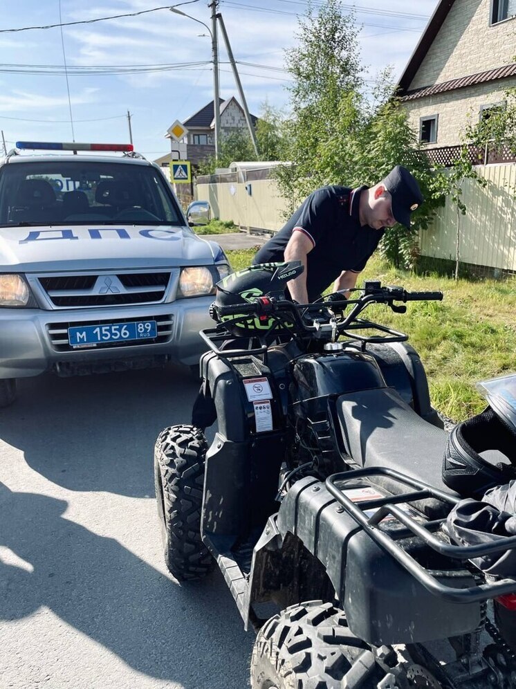 Ребенка на квадроцикле поймала ГАИ в Салехарде