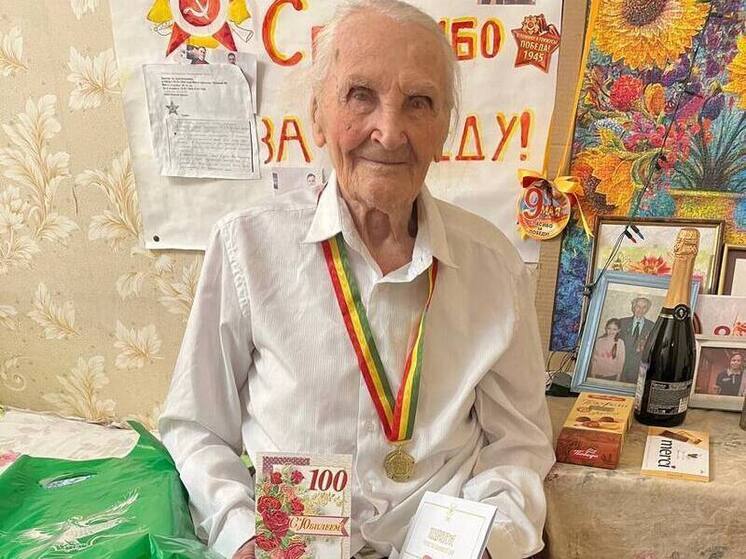 100-летний юбилей отметил ветеран ВОВ Александр Лисовцев в Забайкалье