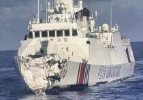 Китайский военный корабль столкнулся с судном собственной береговой охраны во время преследования филиппинского патрульного катера в Южно-Китайском море в понедельник, сообщила Манила, опубликовав впечатляющие видеозаписи столкновения