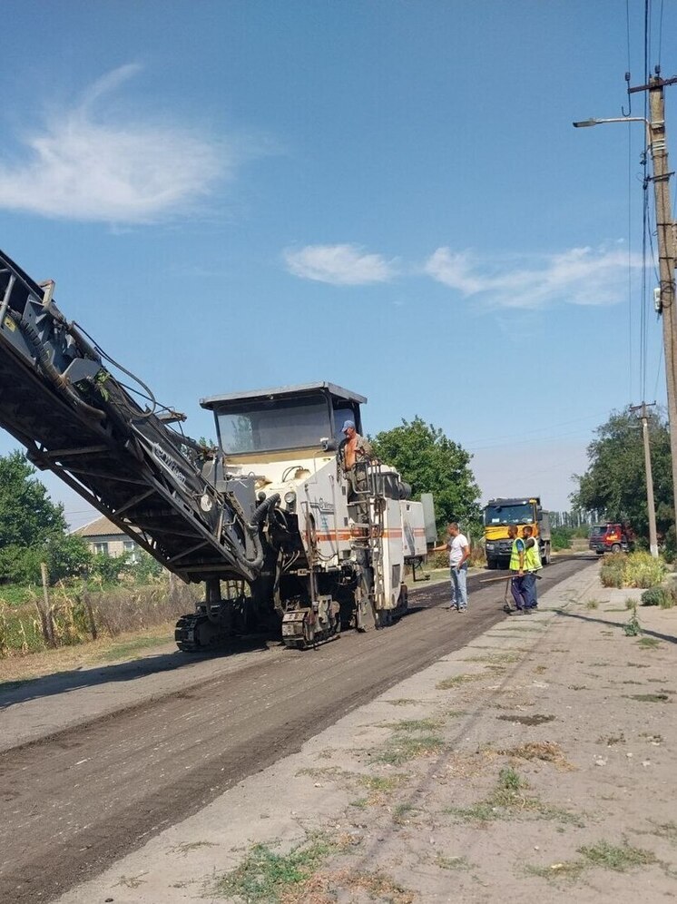 В селе Новософиевка Херсонской области стартовал ремонт дорог