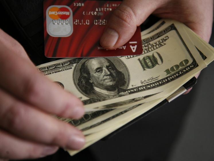 Женщина помолилась над лотерейным билетом и выиграла 2 миллиона долларов