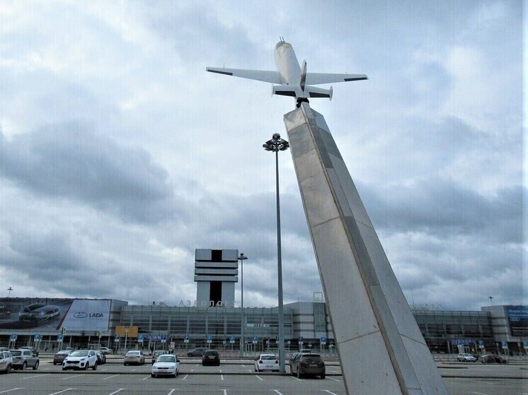 Еще одна авиакомпания начнет отправлять рейсы из «Кольцово»