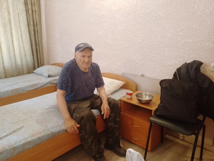 В херсонском пункте временного проживания разместили слепого пенсионера из Фёдоровки